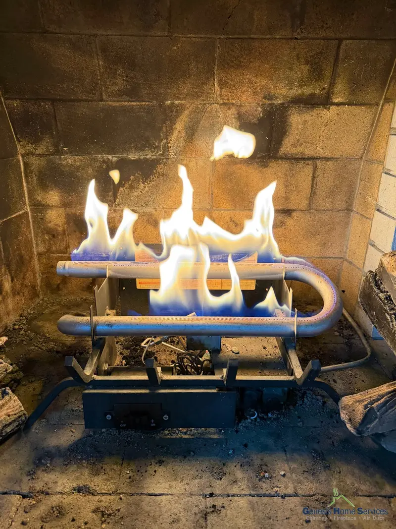 Gas fireplace stone surround log set — Lake Stevens